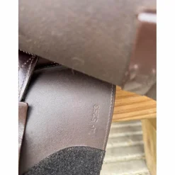 📌 À VENDRE – Selle Éric Thomas mixte 17” + sangle & étrivières*Eric Thomas Best