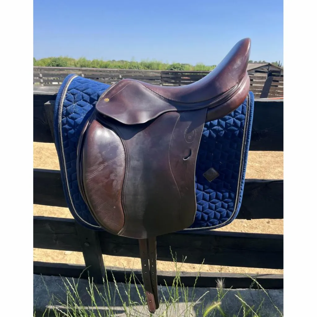 Jean-Luc Maurel Selles De Dressage>À vendre – Selle havane 17,5”