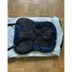 Amortisseur en mouton véritable*- Marque inconnue - Sale