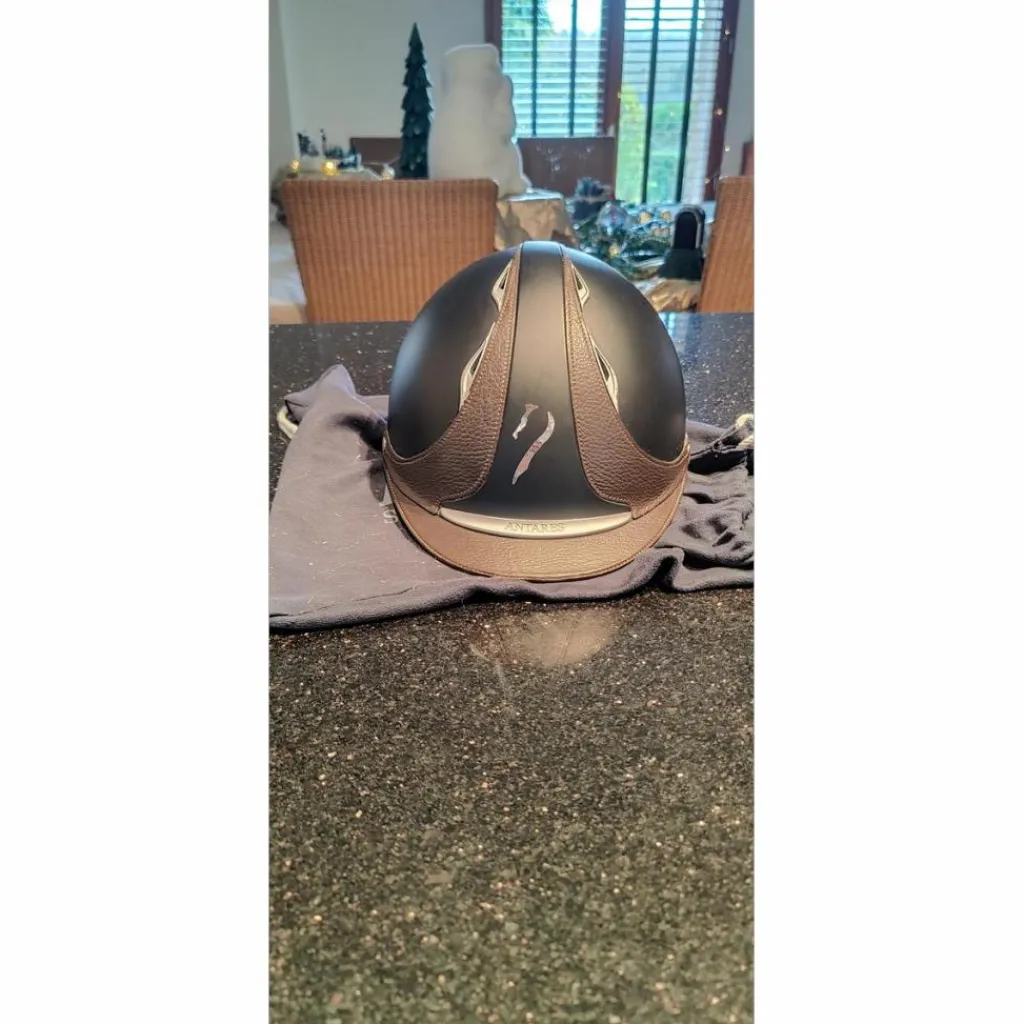 Antares Casques Et Bombes>Bombe/casque