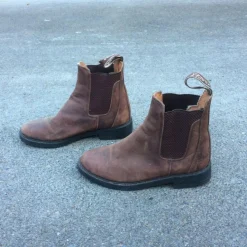 Boots cuir marron*- Marque inconnue - New