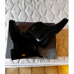 Animo Boots><noscript><img width=