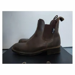 SILVER*CROWN Boots>Boots d'équitation en cuir marron