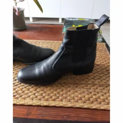 Felix Bhuler Boots>Boots noir en cuir neuve