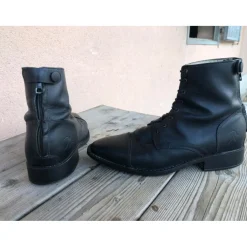 Rectiligne Boots><noscript><img width=