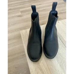 Boots (cheval shop)*San Cierro Clearance