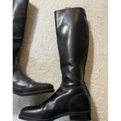 Bottes cuir noir*- Marque inconnue - Sale