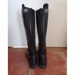 Kramer Bottes><noscript><img width=
