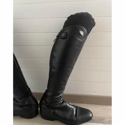 Parlanti Bottes><noscript><img width=