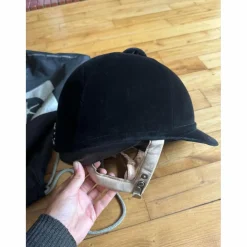 casque*Charles Owen Best