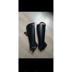 T de T Chaps>Chaps Bizet cuir noir
