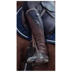 Dy'on Chaps><noscript><img width=