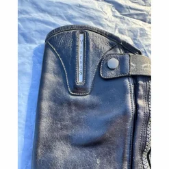 Veredus Chaps><noscript><img width=
