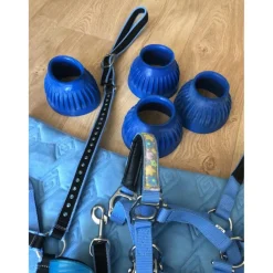 Cloches bleues neuves taille poney*T de T Discount