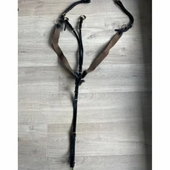 Collier de chasse et martingale*T de T Sale