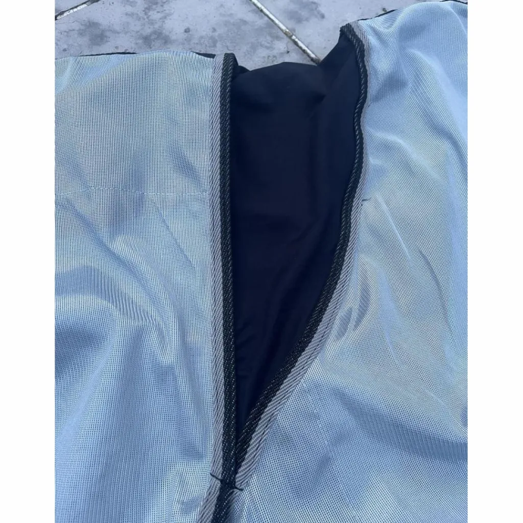 Riding World Couvertures>Couverture anti mouches neuve