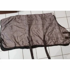 Fouganza Couvertures>Couverture d'écurie de mi-saison de la marque couleur marron glacé. Taille 125 cm