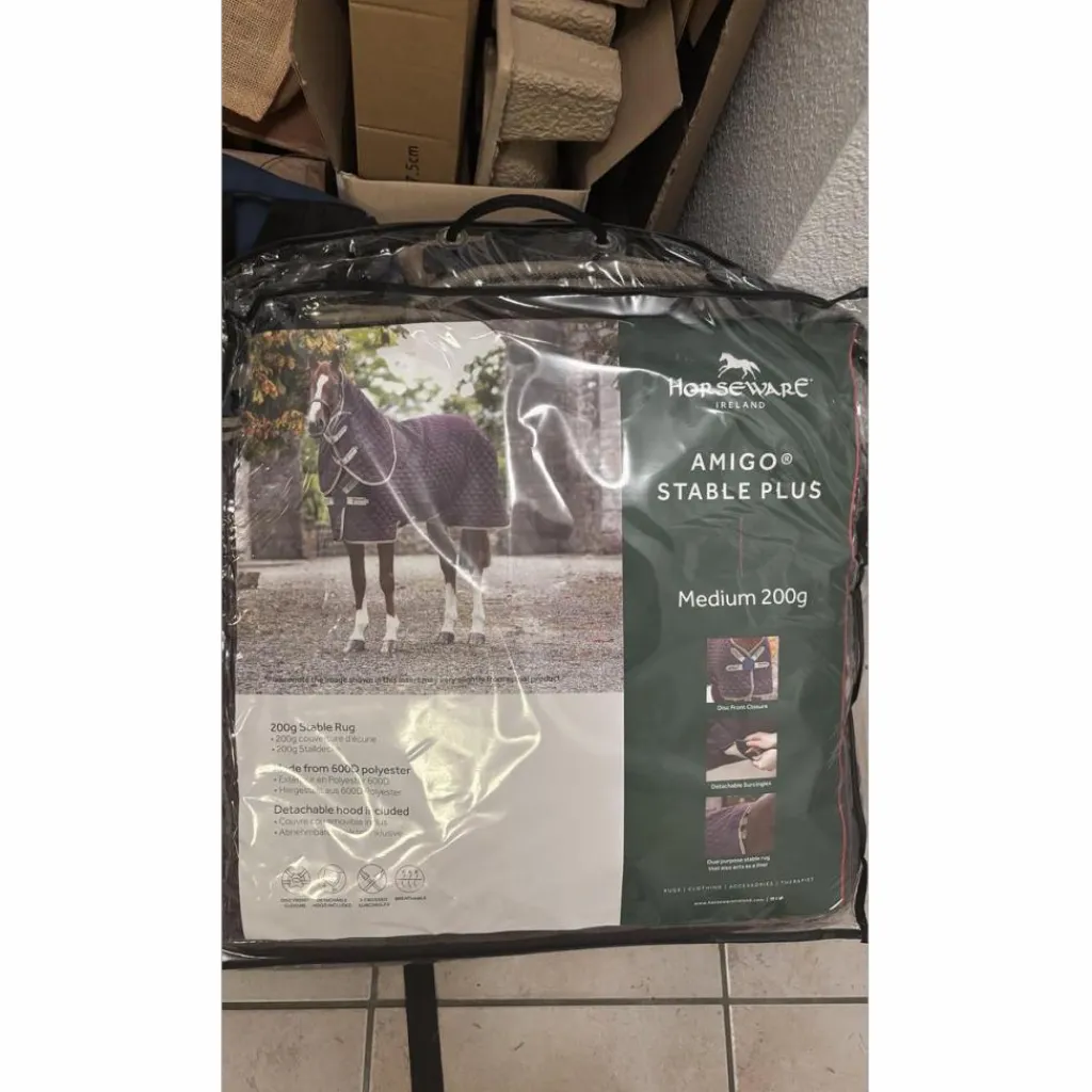 Amigo Couvertures>Couverture de box + couvre cou 200g 145