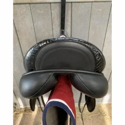 Custom Saddlery Selles De Dressage>Icon Flight dressage saddle