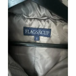 doudoune sans manches*Flags and Cup