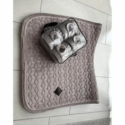 Kentucky Ensemble Tapis + Bonnet>Ensemble bonnet + bandes velvet