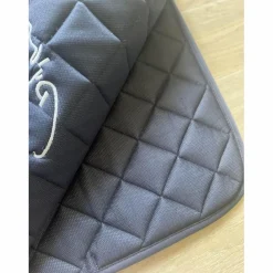 ensemble dy’on bonnet + tapis*Dy'on Hot