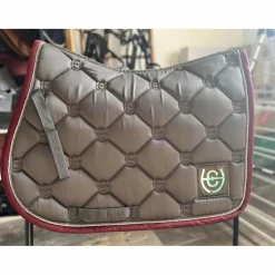 Equestrian Stockholm Ensemble Tapis + Bonnet>Ensemble