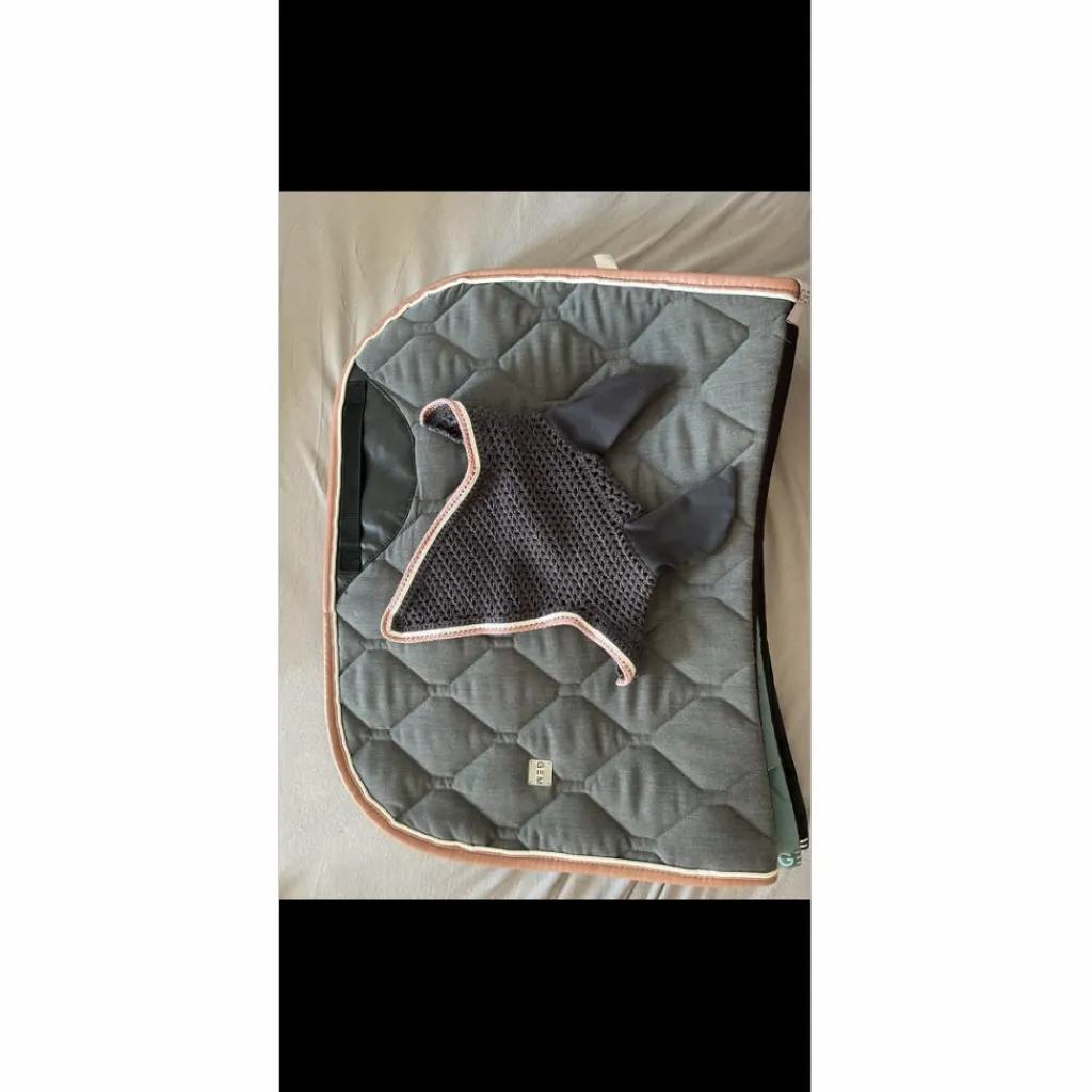 GEM Ensemble Tapis + Bonnet>Ensemble PÉTALE