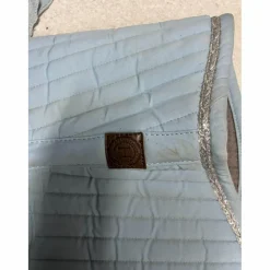 Ensemble bleu*Harcour Best