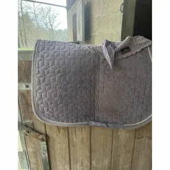 Kentucky Ensemble Tapis + Bonnet>Ensemble Velvet parme
