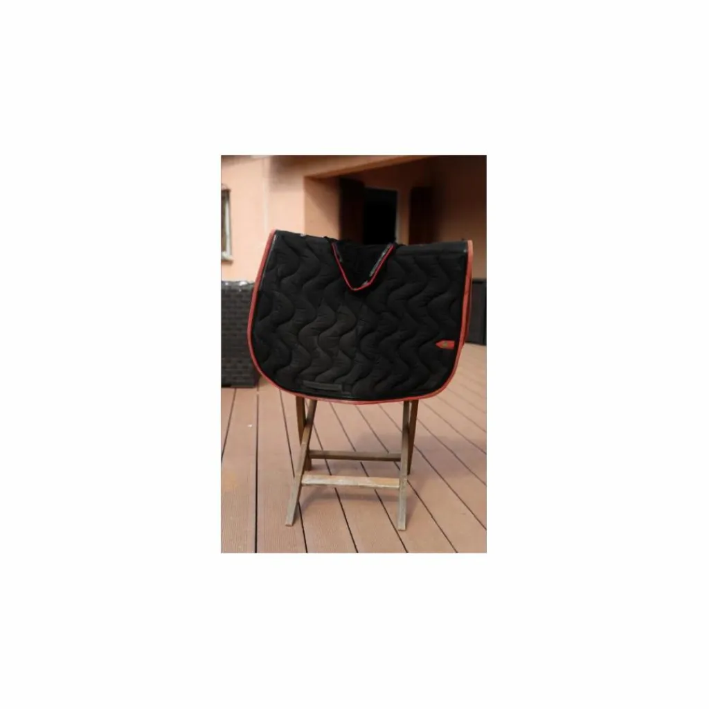 SILVER*CROWN Ensemble Tapis + Bonnet>Ensemble Silver Crown (rouge et noir)