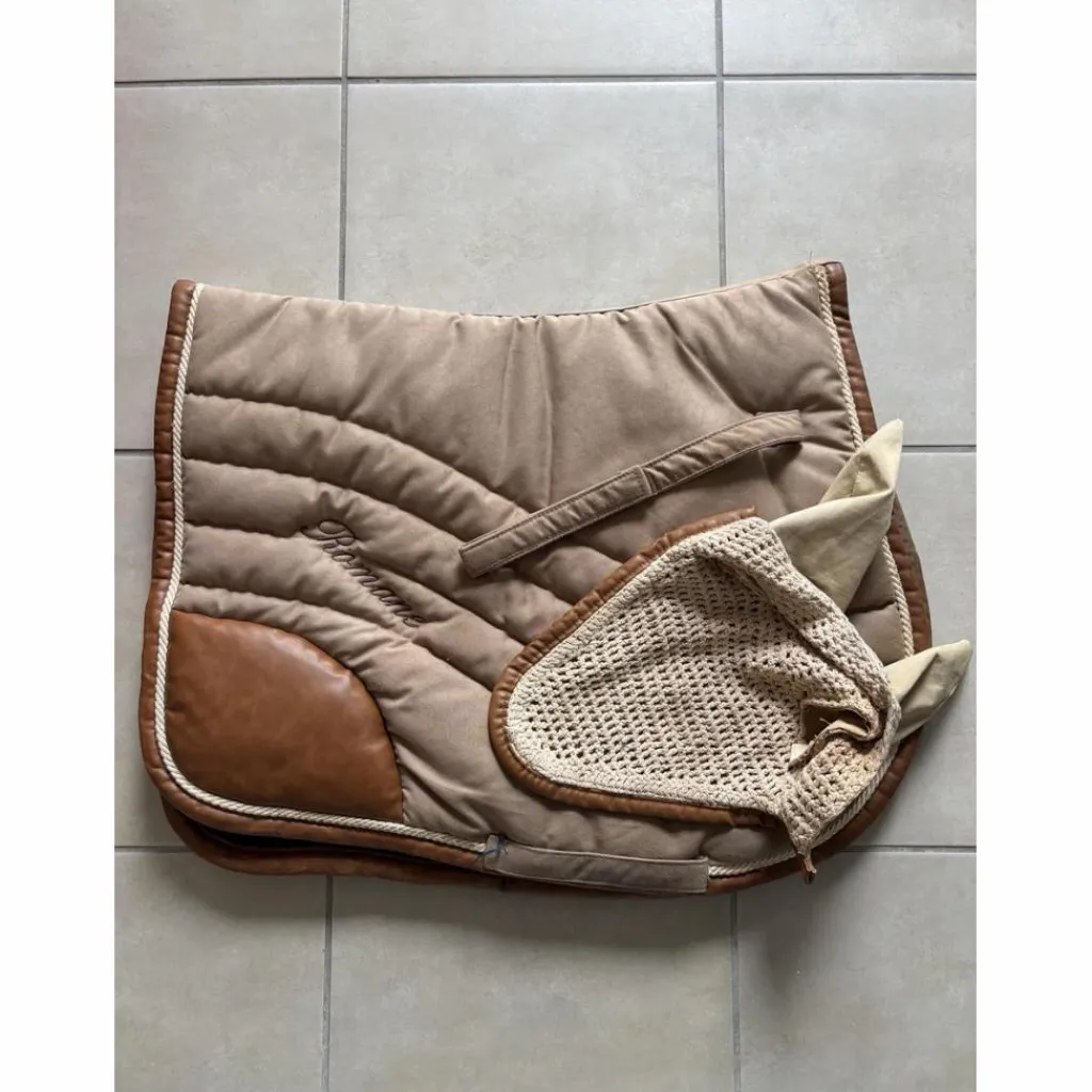 Ensemble tapis + bonnet marron*- Marque inconnue - Outlet