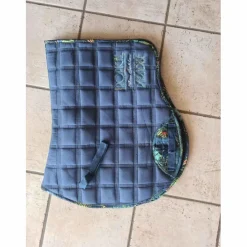 ensemble tapis bonnet et bandes*Felix Bhuler