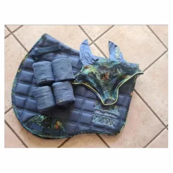 ensemble tapis bonnet et bandes*Felix Bhuler