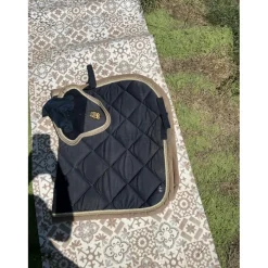 Ensemble tapis bonnet lauria garelli*Lauria Garrelli Best