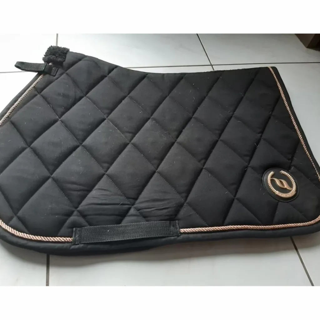 Ensemble tapis et bonnet*Back on Track Hot