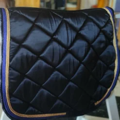 Ensemble tapis et bonnet marque AL Sportswear*Alexandra Ledermann