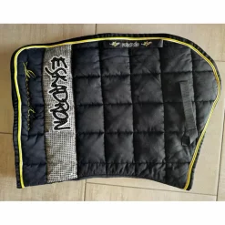 Ensemble tapis et bonnet*Eskadron Hot
