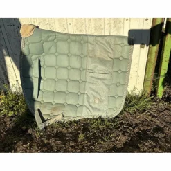 Ensemble tapis+bonnet*Felix Bhuler Hot