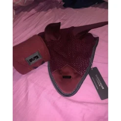 Equestrian Stockholm Ensemble Tapis + Bonnet>Equestrian Dark Bordeaux