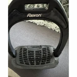 Flex-on Etriers><noscript><img width=