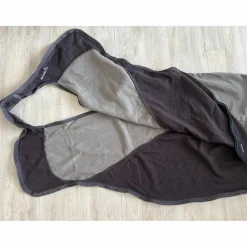 Fouganza Couvres-Reins>, Couvre rein, 125