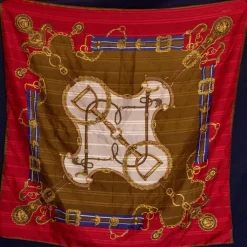 Foulard Rouge - Motif équestre - vintage*- Marque inconnue -