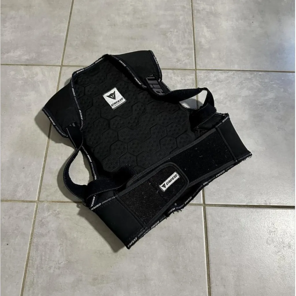 Gilet de protection dorsale taille M enfant*Dainese Outlet