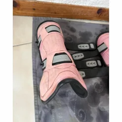 Guêtres + Protège-boulets rose – matière imperméable, facile à nettoyer*Hexa Sale