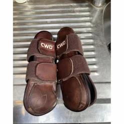CWD Travail>Guêtres