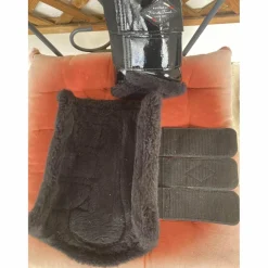 Guêtres de dressages noires*Equitheme Discount