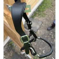 Licol noir*- Marque inconnue - Clearance
