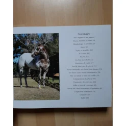 Livres>Livre Le monde fascinant des chevaux