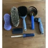 Lot de 7 accessoires de pansage*- Marque inconnue - Sale